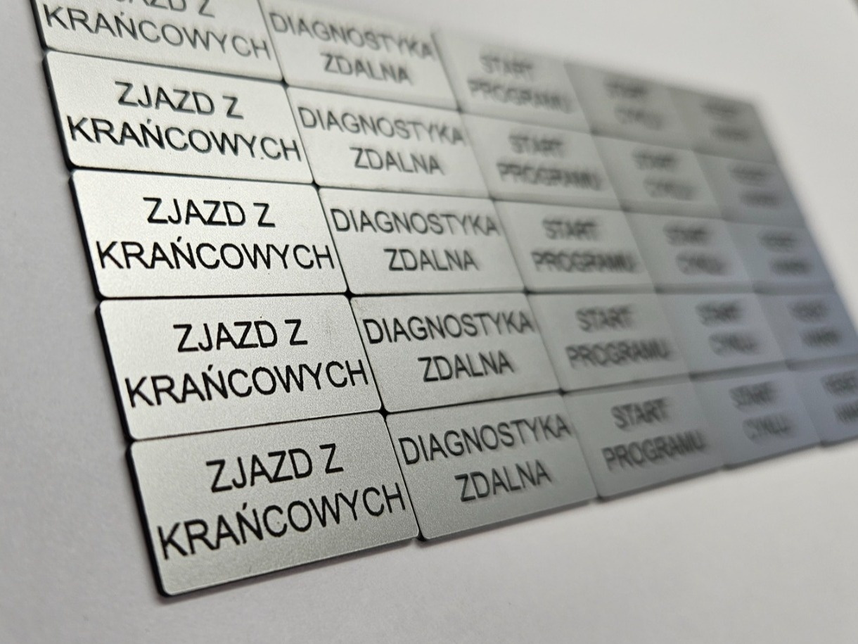 Etykieta-opisowa-Tabliczka-grawerowana-Automatyka-przemyslowa-2