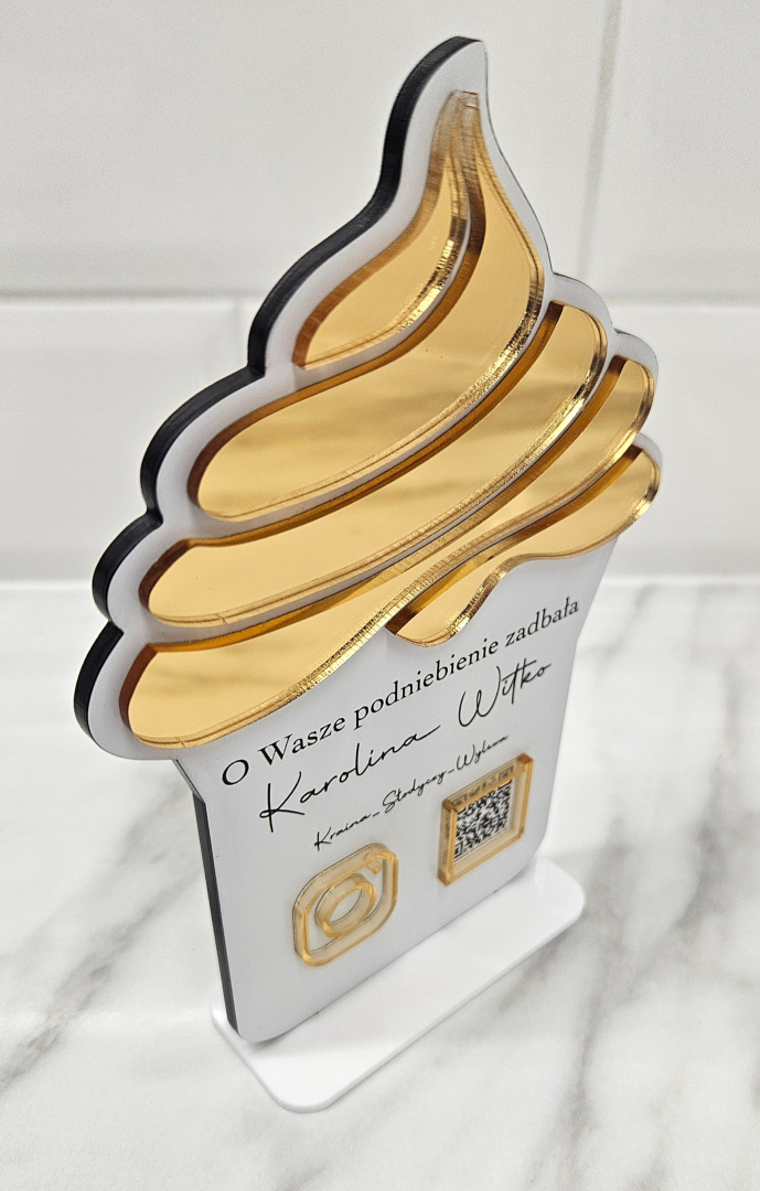 Prezenter-stand-stojak-z-kodem-QR-Babeczka-2